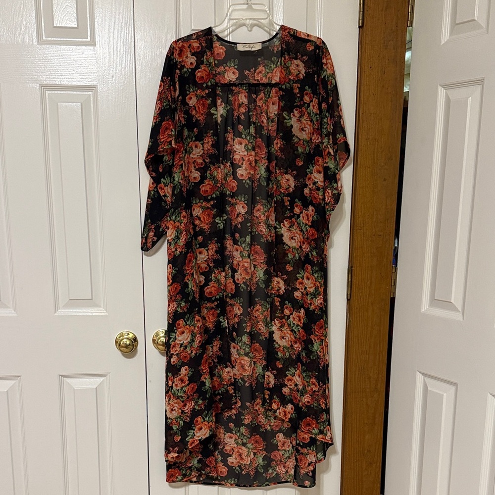 M/L - E.Leigh’s Floral Sheer Long Kimono Duster - Black with Red Rose Print